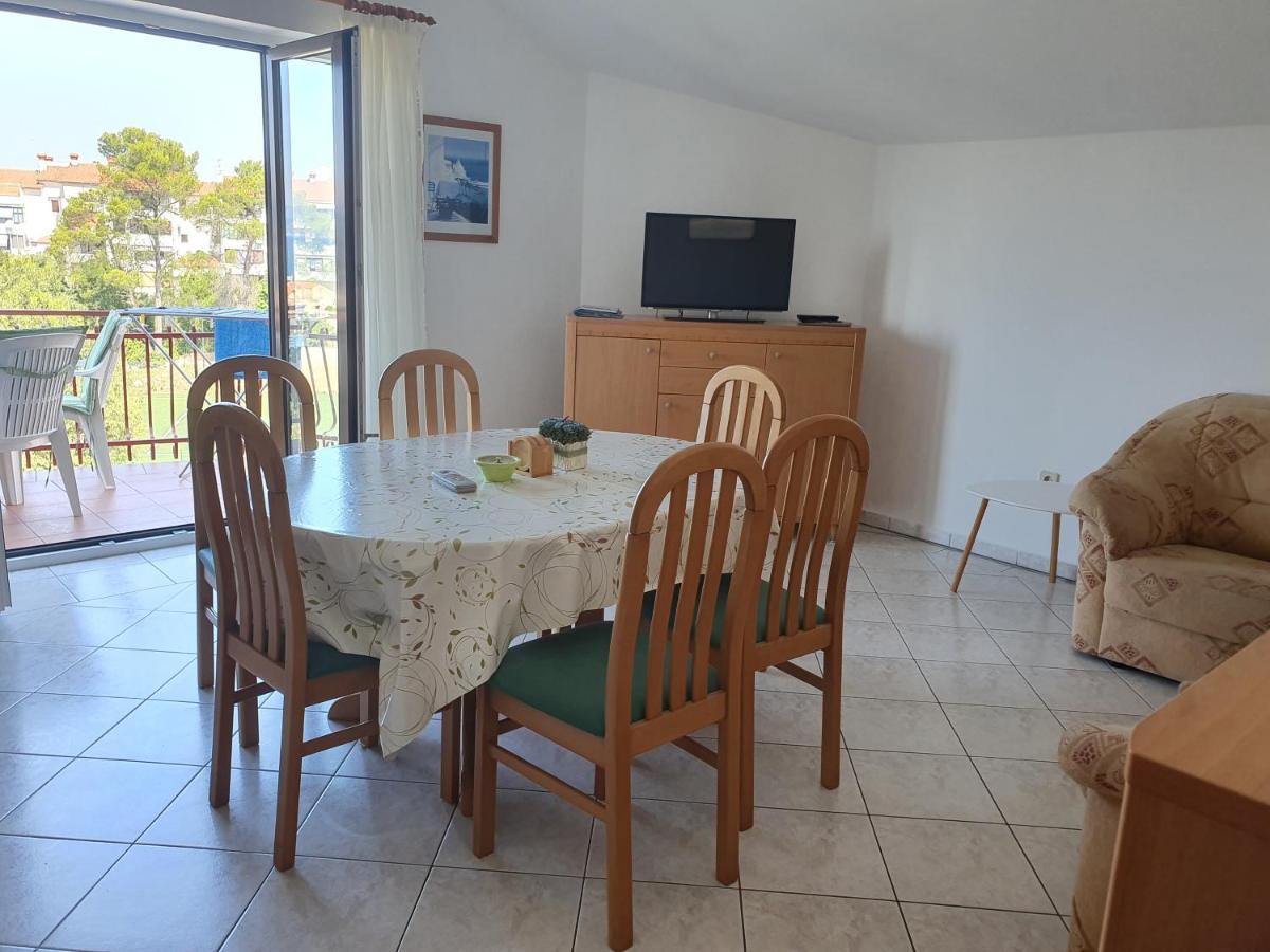 Apartment Irena Malinska Zewnętrze zdjęcie