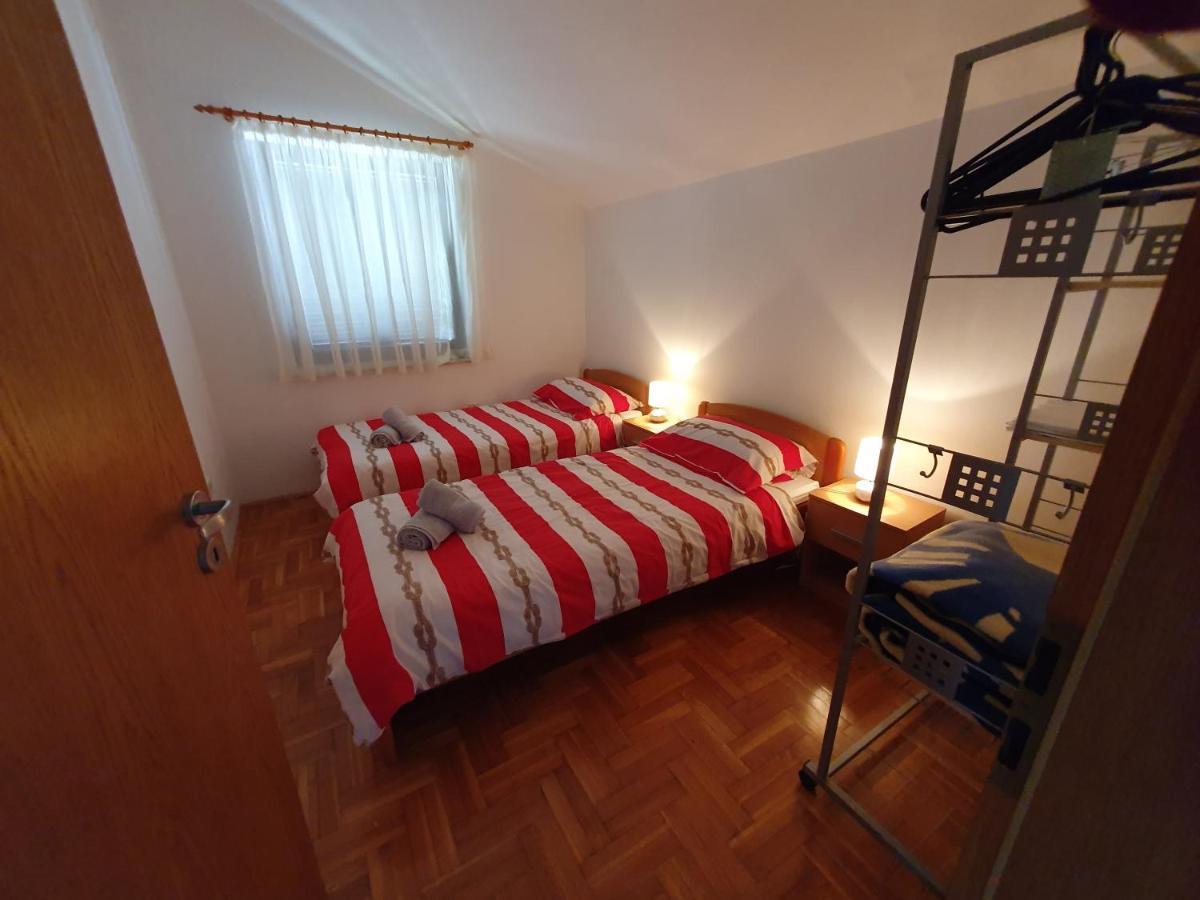 Apartment Irena Malinska Zewnętrze zdjęcie